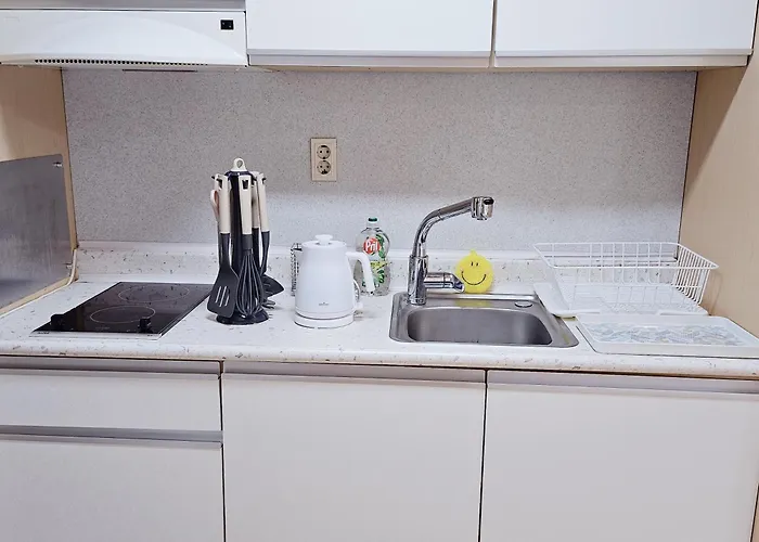 New Hongdae Station, 30sec To Subway, Elevator Available, One Minute From Olive Young
